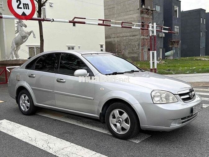 Lacetti 2010 1.6L Bạc