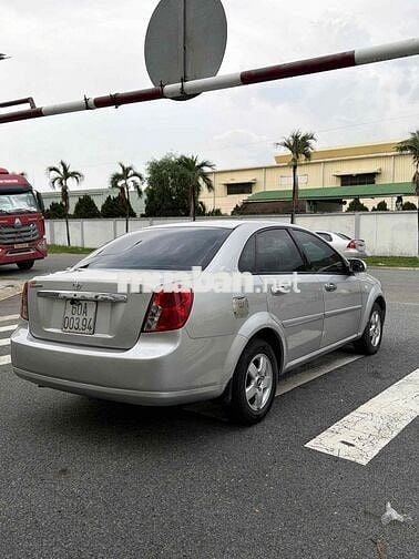 Lacetti 2010 1.6L Bạc