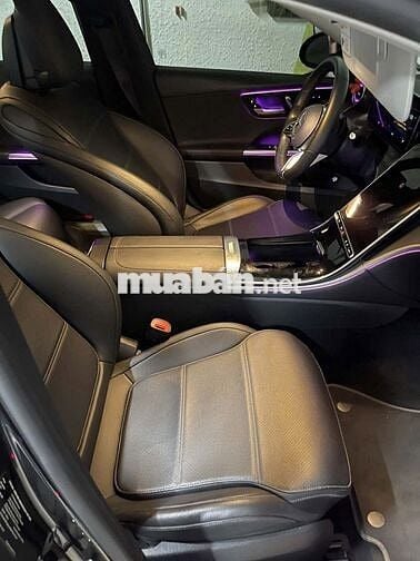 Mercedes-Benz C200 Avantgarde 2022 Đen 22.000km