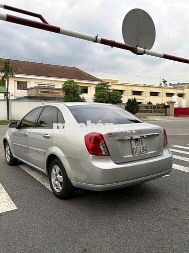 Lacetti 2010 1.6L Bạc