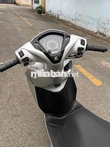 Honda Lead 125cc Bạc Posche
