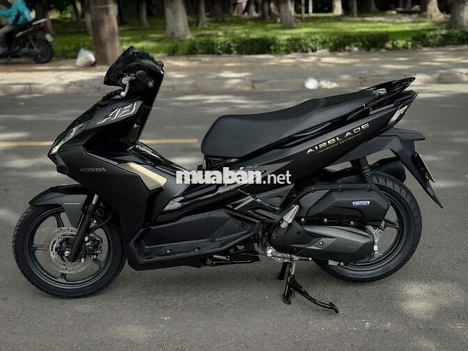 Air Blade 4val Đen Nhám 2023