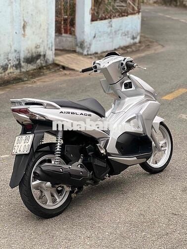 Honda Airblade 125cc Smartkey Bạc Posche