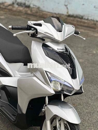 Honda Airblade 125cc Smartkey Bạc Posche
