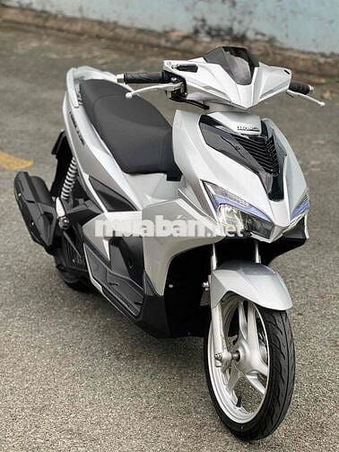 Honda Airblade 125cc Smartkey Bạc Posche
