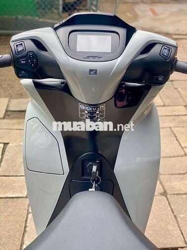 Siêu Mới SH 160 ABS 700Km mới mua mấy ngày 