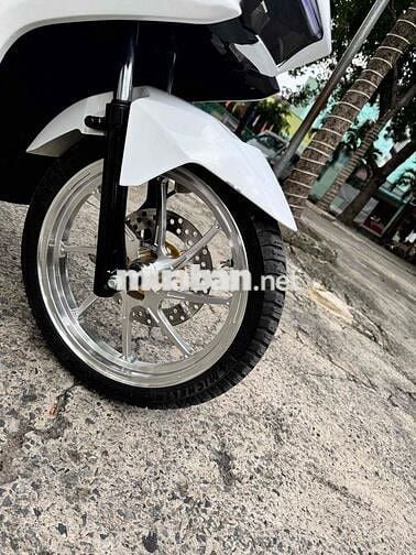 Honda Air Blade Trắng Tự động