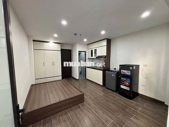 Studio 30m² 58 Đào Tấn, ban công riêng, thang máy, Ba Đình