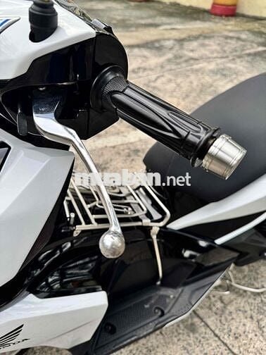 Honda Air Blade Trắng Tự động