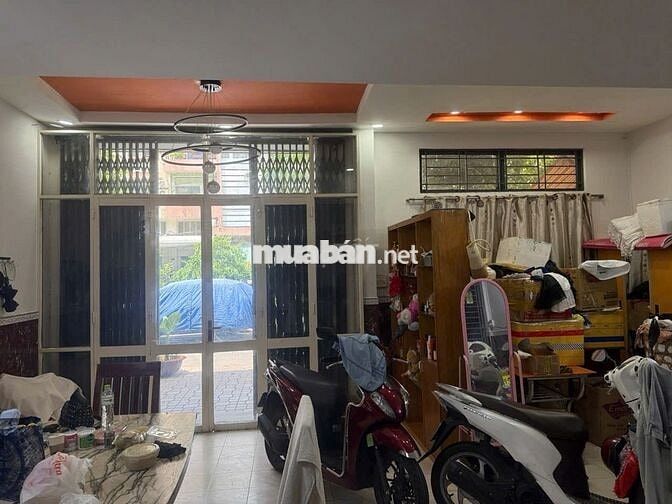Bán căn hộ chung cư Tây Thạnh tầng trệt