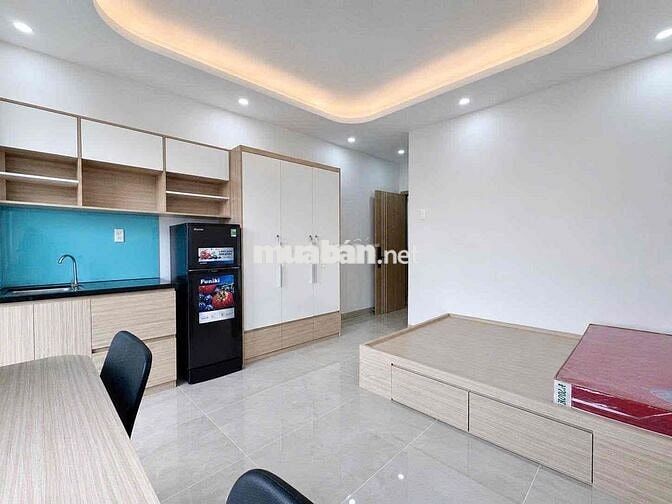 Phòng ban công full nội thất siêu đẹp trống sẵn ngay DH VLU CS3