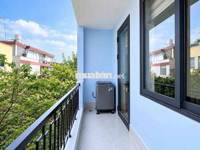 Phòng ban công full nội thất siêu đẹp trống sẵn ngay DH VLU CS3