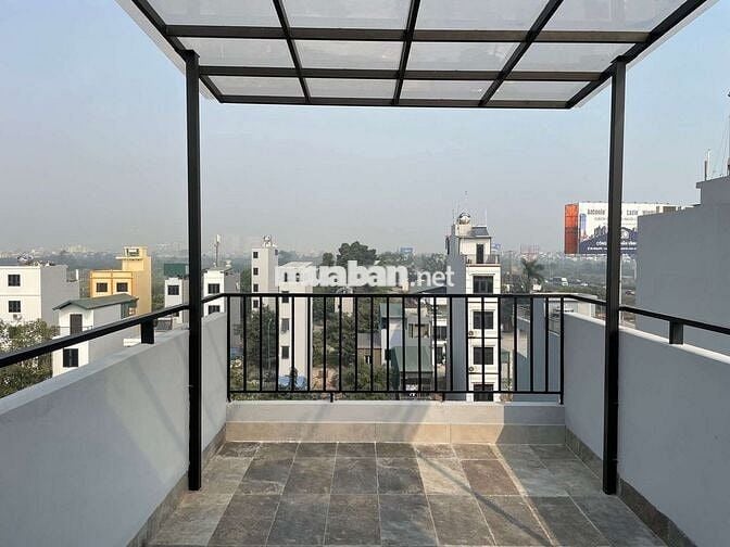 Vỉa hè - Kinh doanh - 30m2 x 5 tầng