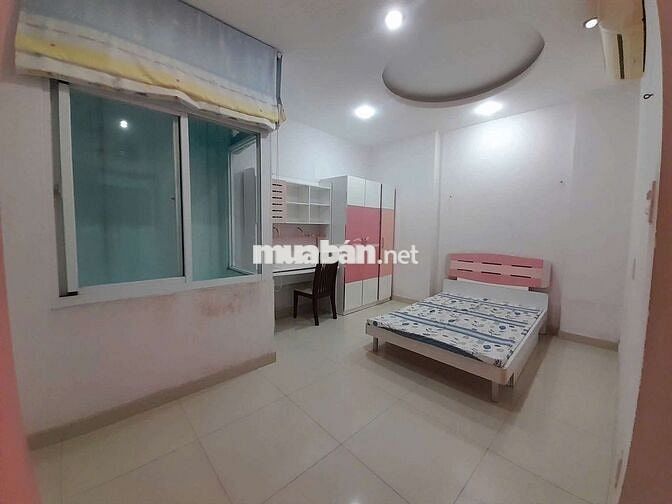 CHO THUÊ NHÀ FULL NỘI THẤT 2PN 3WC SÂN XE NGUYỄN OANH P17