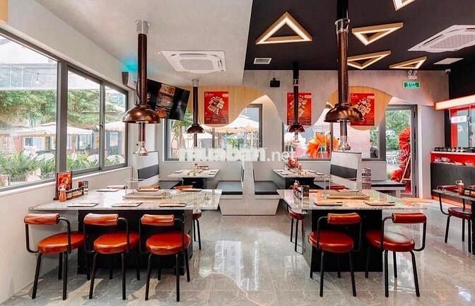 [***, BAO CƠM] NHÂN VIÊN PHỤC VỤ QUẦY BÌNH D
