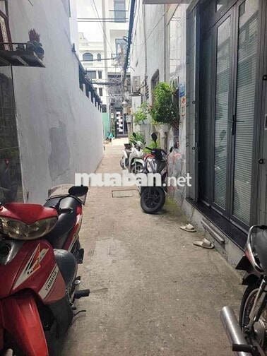 nhà 2 tầng - 3.5x11m - xe hơi đậu ngay cửa - nguyễn thị thập tân hưng