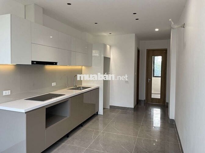 Vỉa hè - Kinh doanh - 30m2 x 5 tầng