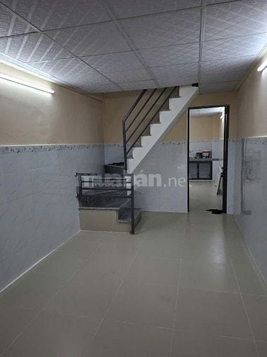 Cho thuê nhà nguyên căn 10+m ra đường CMTT
