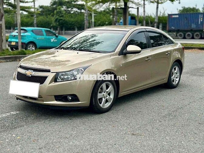 Chevrolet Cruze 2010 Vàng cát 79.000 km