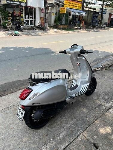 Piaggio Vespa Sprint 125cc Bạc Posche