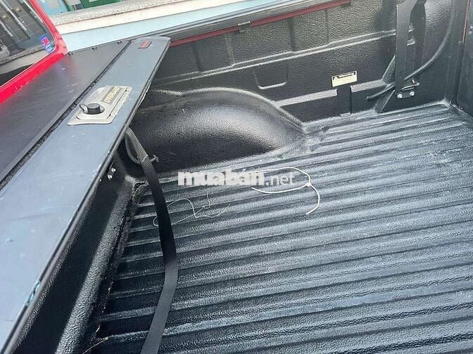 Cần bán Nissan Navara Gia đình 2024 Đỏ 57.000 km