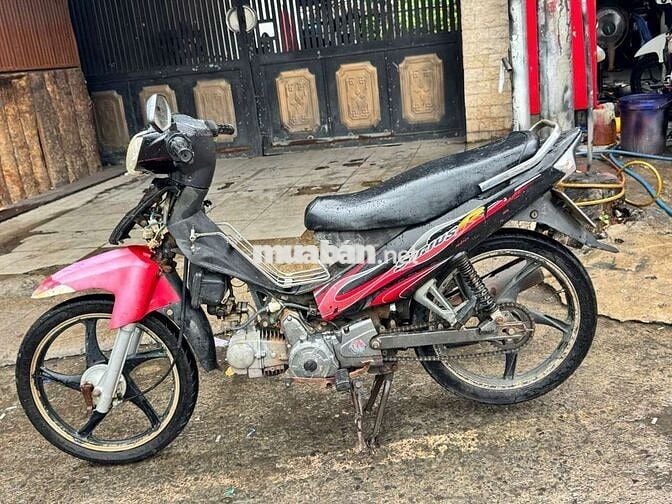 Yamaha Sirius Đen, Hồng