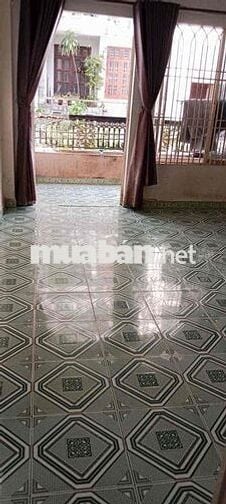 Phòng cho thuê sạch sẻ, thoáng mát có bán công trồng rau hoặc ngồi cf