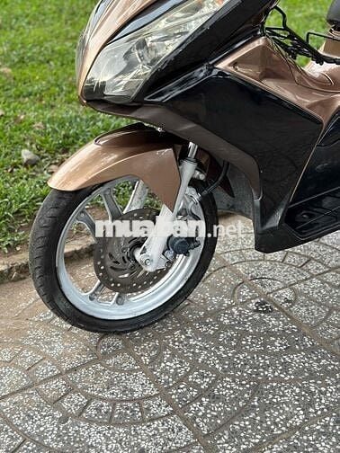 Honda Air Blade 125 Fi 2014 Biển 65 -Máy cực êm