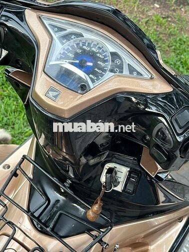 Honda Air Blade 125 Fi 2014 Biển 65 -Máy cực êm