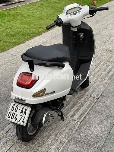 Vespa 50cc Trắng Gần như mới CHÍNH CHỦ CÔNG CHỨNG