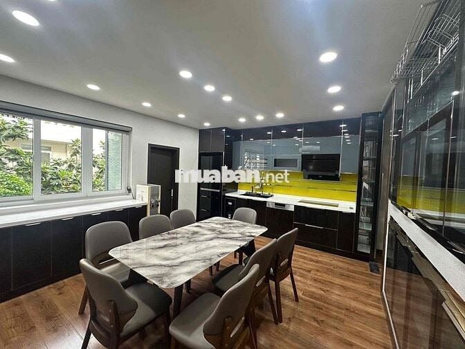 CẦN CHO THUÊ NHÀ FULL NỘI THẤT MẶT TIỀN AN DƯƠNG VƯƠNG.