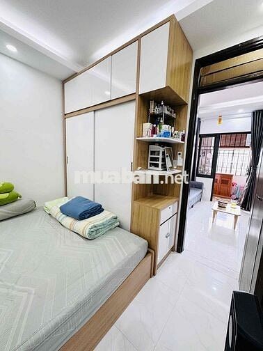 Bán Căn Hộ Mini gần Mặt Phố Hào Nam, Thoáng Đẹp Sổ Từng Căn. Full Đồ