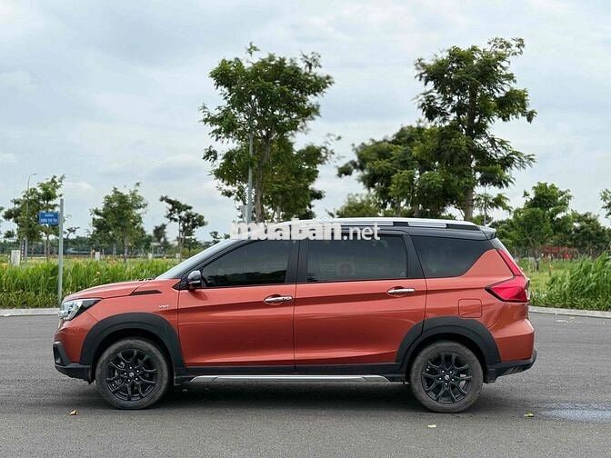 Suzuki XL7 Hybrid 2025 xe lướt 1v2km full hãng
