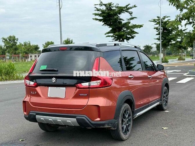 Suzuki XL7 Hybrid 2025 xe lướt 1v2km full hãng
