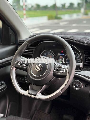 Suzuki XL7 Hybrid 2025 xe lướt 1v2km full hãng