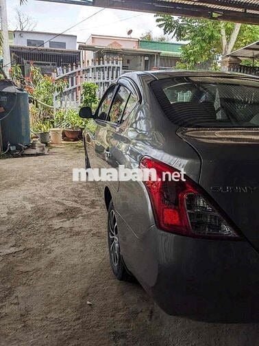 Nissan Sunny 2016 Xám 5 chỗ