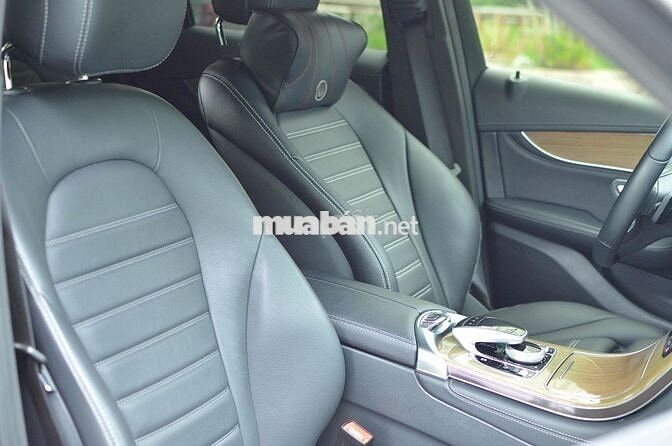 Mercedes-Benz GLC 250 model 2018