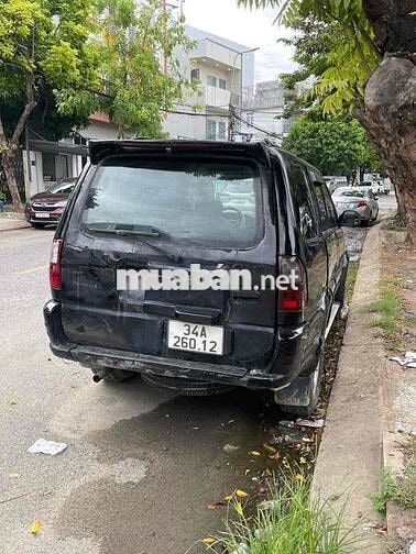 Isuzu 2004 Đen