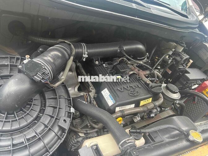 Toyota Innova E 2015 Vàng cát 7 chỗ
