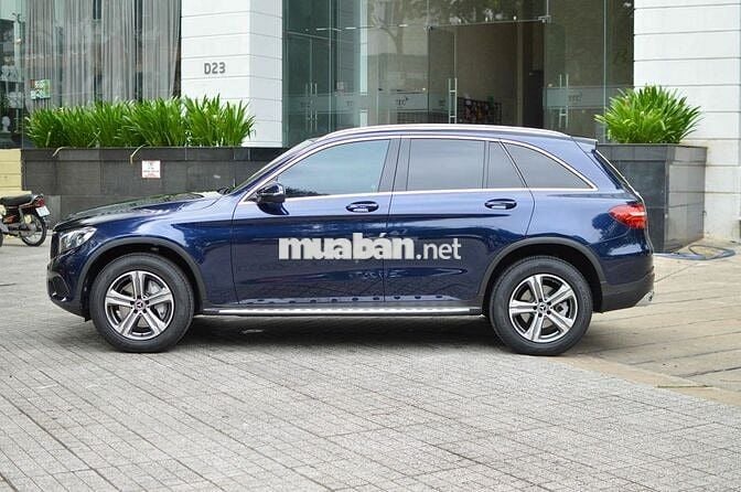Mercedes-Benz GLC 250 model 2018