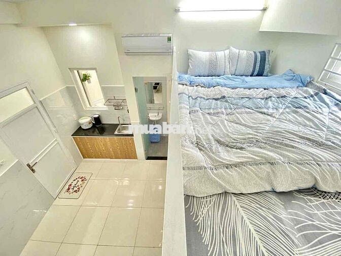 Tui cần pass phòng vì đi chuyển chỗ làm ạ. Phòng duplex rộng thoải mái