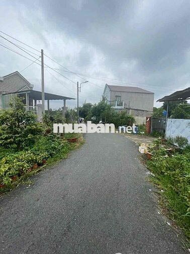 Đất Thới Hoà Bến Cát sát Mỹ Phước4. nhựa 4,5m xây trọ ok 6x54 thổ 288m