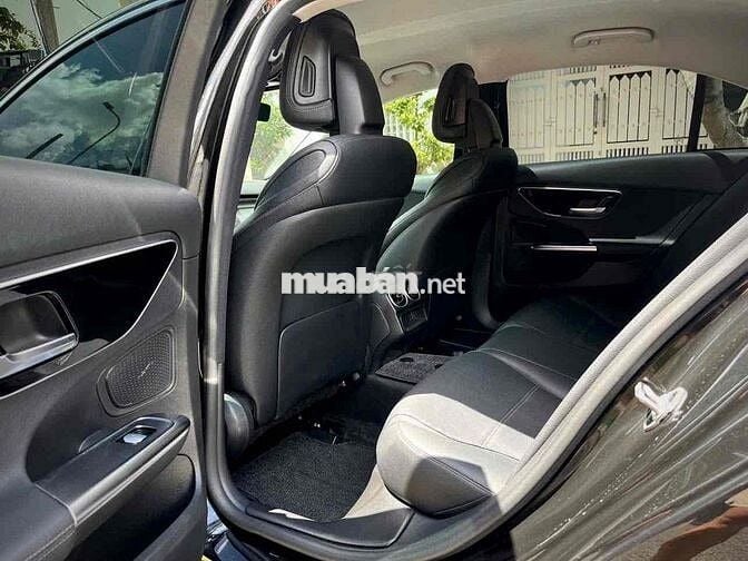 Mercedes-Benz C200 Avantgarde 2022 Đen 20.000 km