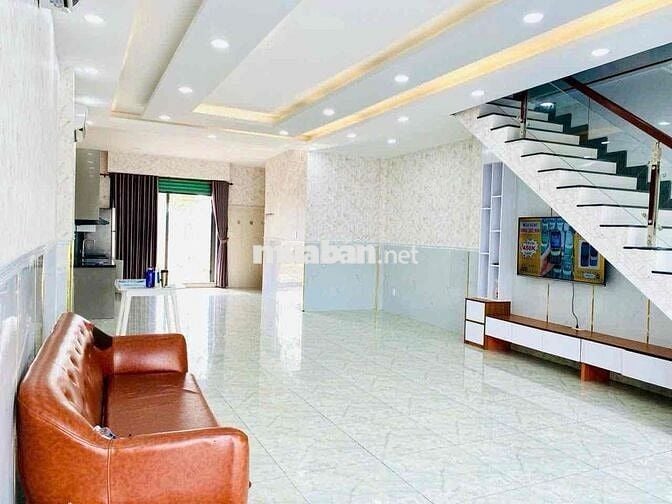 NHÀ HOÀN THIỆN KHU OASIS CITY - VỊ TRÍ ĐẸP - GIÁ NGỘP - CHÍNH CHỦ BÁN