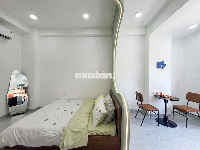 CHO THUÊ CĂN HỘ CỬA SỔ THOÁNG, NỘI THẤT ĐẦY ĐỦ GẦN UEH, BÁCH KHOA Q10