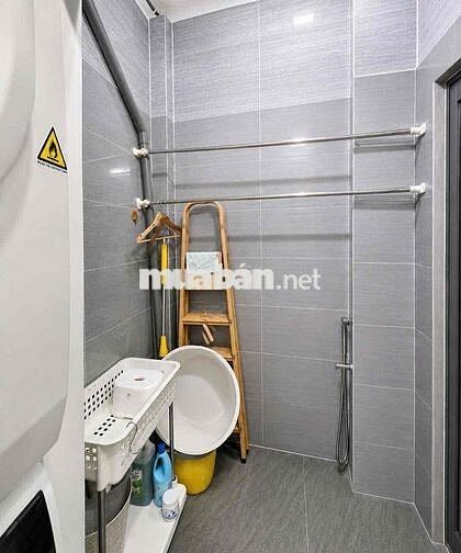 CHO THUÊ NHÀ NGUYÊN CĂN NGAY TRONG LÒNG CHỢ F18 – VỪA Ở VỪA KINH DOANH