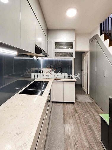CHO THUÊ NHÀ NGUYÊN CĂN NGAY TRONG LÒNG CHỢ F18 – VỪA Ở VỪA KINH DOANH