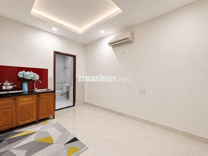 PHÒNG MỚI CỬA SỔ GẦN CO.OP NGUYỄN KIỆM - VÒNG XOAY NGUYỄN THÁI SƠN
