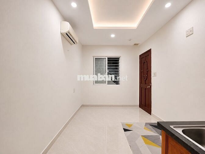 PHÒNG MỚI CỬA SỔ GẦN CO.OP NGUYỄN KIỆM - VÒNG XOAY NGUYỄN THÁI SƠN