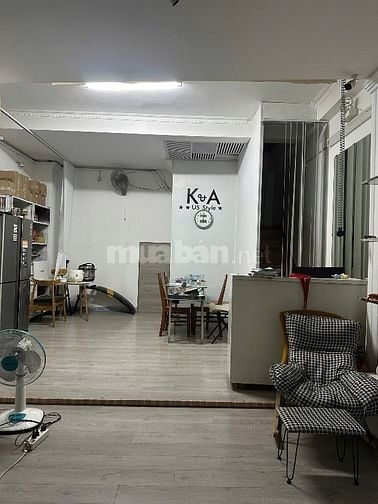 Cho thuê mặt tiền kinh doanh, văn phòng, spa, vị trí đẹp, trung tâm pn
